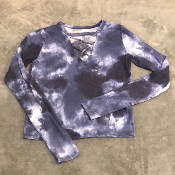 Hollister Cropped Tee - Picture 1 of 4